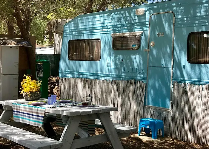 营地 Car Palmasera 卡拉古诺内